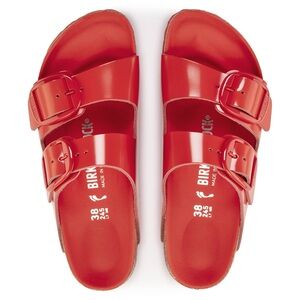 NWT Birkenstock Arizona Big Buckle Slide Sandal in High Shine Tomato - 39